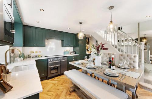 Portishead Casa | Gorgeous 3 Bedroom, 225 year old cottage