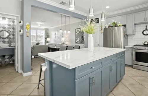 Sky Ranch Otro | Gorgeous 3 Bedroom San Diego Townhome! Stunning Views, Pool, Hot Tub