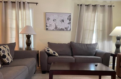 Wilson Casa | Gorgeous 3-BR home in Wilson