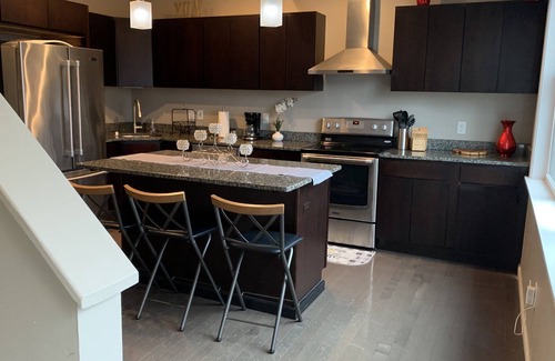 South Side Slopes Casa | Gorgeous 3 BR Home w/ Breathtaking View