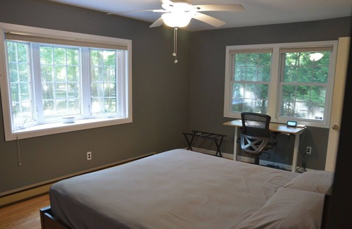 Springs Cabaña | Gorgeous 3BR/2BA Cottage with Private Community Beach Access!