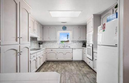 Surf Side Shores Casa | Persiguiendo sirenas - 4br Beachfront Home, Sleeps 9