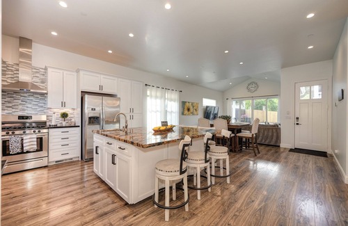 Folsom Casa | Gorgeous 4-bedroom house steps to Historic Folsom's Sutter Street & Lake Natoma