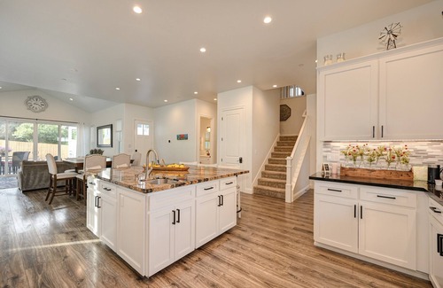 Folsom Casa | Gorgeous 4-bedroom house steps to Historic Folsom's Sutter Street & Lake Natoma