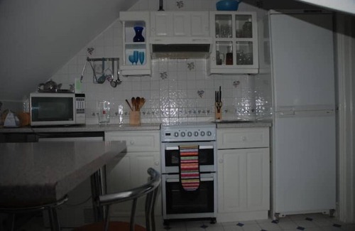 Bournemouth Apartamento | Amazing 4 BR 2 bathrom maisonette with luxury spa access!