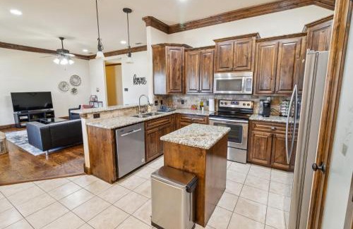 Abilene Casa | Gorgeous 4BR Dakota Springs Home home