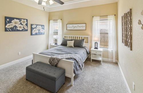 Abilene Casa | Gorgeous 4BR Dakota Springs Home home