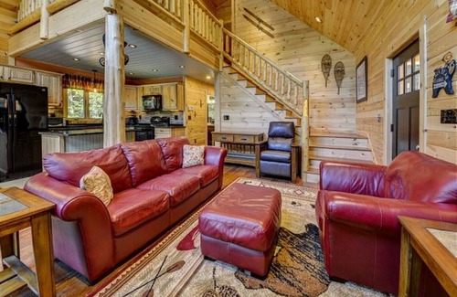 Intervale Cabina | Hermosa casa de troncos 4BR cerca de Storyland y North Conway. AC, cubierta grande, WiFi!