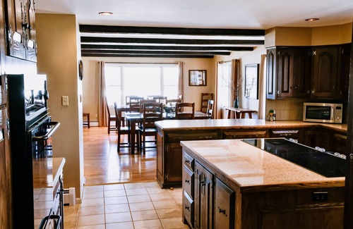 Meeker Casa | Gorgeous 5 Bedroom 4 Bath Home on the White River