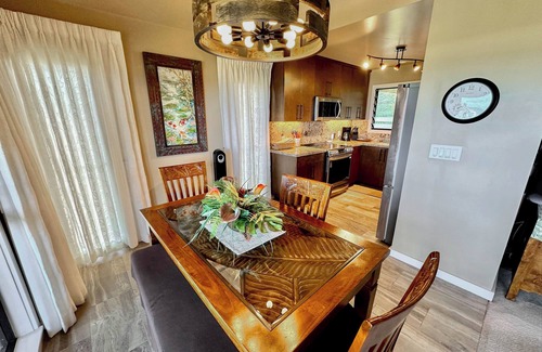 Lihue Condominio | Gorgeous 5 br for 12 in Kapaa - Beachfront!
