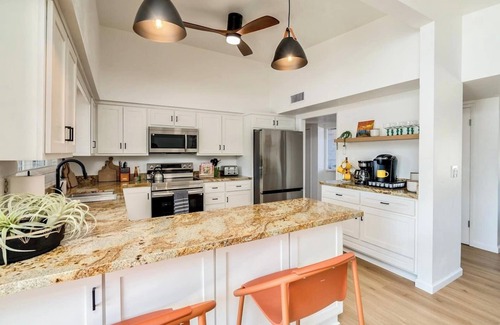 Casas Adobes Casa | Gorgeous 5br/3bath home with resort-like backyard