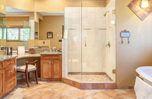 Ashton Creek Cabina | Gorgeous 6 Bed Golf and Beach House