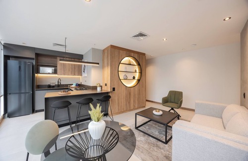 Castropol Apartamento | Gorgeous 785sqm Apt with Jacuzzi & A/C in El Poblado