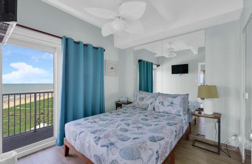 South Padre Island Apartamento | Gorgeous 9th Floor Ocean Front at Aquarius Resort