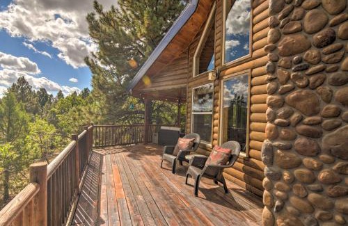 Long Valley Junction Casa | Gorgeous Alton Cabin with Deck and Mountain Views