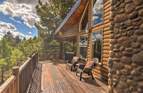 Long Valley Junction Cabaña | Gorgeous Alton Cabin w/ Deck + Mountain Views