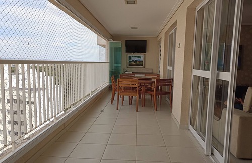Sao Jose dos Campos Apartamento | Gorgeous appartement in condominium club