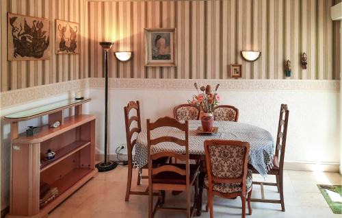 Concarneau Apartamento | Gorgeous Apartment In Concarneau
