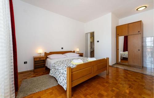 Galovac Apartamento | Gorgeous Apartment In Galovac With Wifi