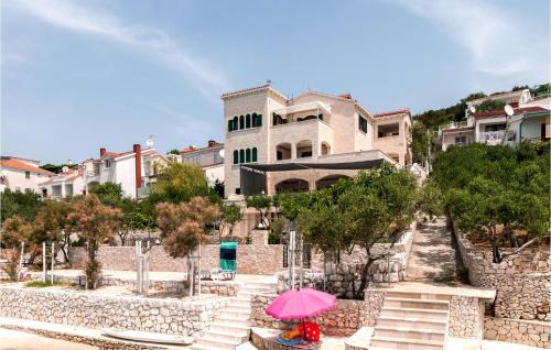 Okrug Donji Apartamento | Gorgeous Apartment In Okrug Donji