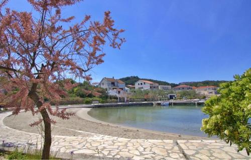 Lukoran Apartamento | Gorgeous Apartment In Lukoran With House Sea View