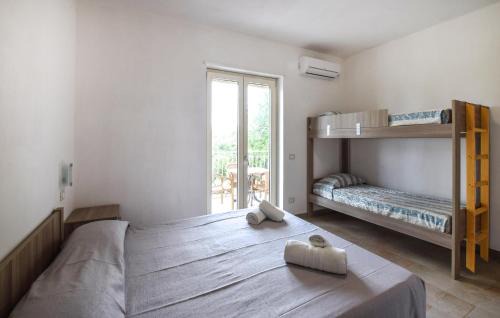 Santa Maria Apartamento | Gorgeous Apartment In Ricadi