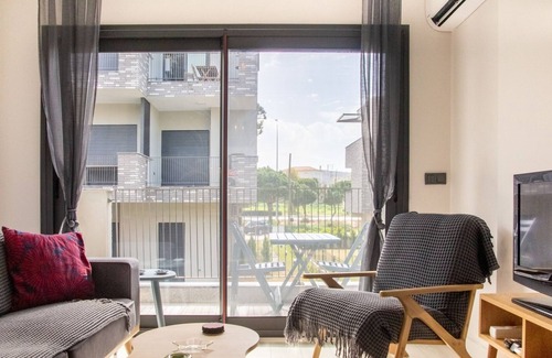 Ilica Apartamento | Gorgeous Apartment With Pool and Balcony In Izmir