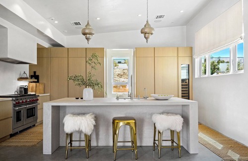 Western Malibu Casa | Gorgeous Architectural Malibu Ocean and Mountain View estate. Newly Built.