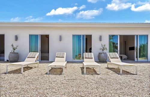 Western Malibu Casa | Gorgeous Architectural Malibu Ocean and Mountain View estate. Newly Built.