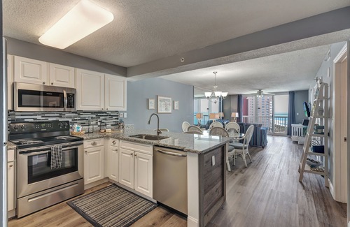 Destin Condominio | Frente a la playa. Noveno piso con calificación Premium. Wifi totalmente renovado.