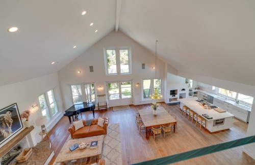 Carpinteria Cabaña | Gorgeous Carpinteria Home: Pool, Spa, Fireplaces!
