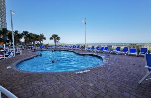 Downtown Myrtle Beach Apartamento | Gorgeous Condo 3 Br 3 Balconies SB 11th Floor