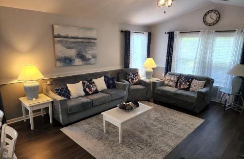 Myrtle Beach Casa | Gorgeous condo at River Oaks golf grounds