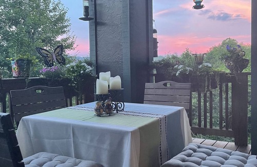 Foscoe Condominio | Gorgeous Condo Con una impresionante vista de las montañas Blue Ridge