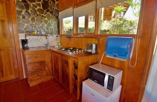 El Fósforo Casa | Gorgeous Cottage with Pool & Jacuzzi access & Spectacular Volcano & Lake views.