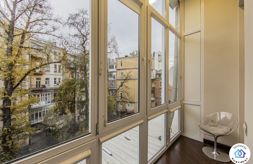 Khreshchatyy Yar Apartamento | ✭✭✭✭✭GORGEOUS COZY APARTMENT CLOSE TO KHRESCHATYK