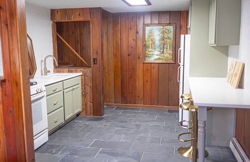 Beachwood-Bluffton Cabaña | Gorgeous & Cozy Lake Michigan Cottage - Walk to Everything!
