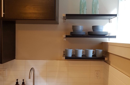 Deep Cove Apartamento | Gorgeous Deep Cove! Kayak, ski, bike, bring your dog! Explore the North Shore.