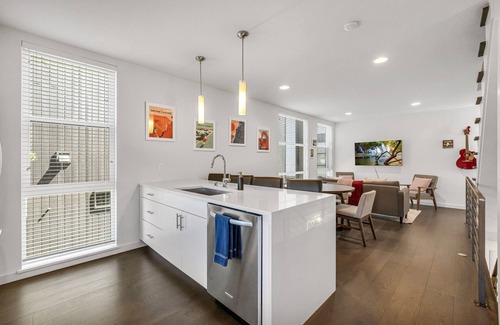 Green Lake Casa | Gorgeous Eco-Friendly Home in Green Lake