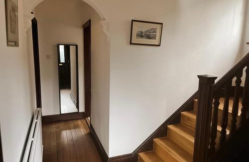 Newbury Casa | Gorgeous Family 3 Bedroom Home