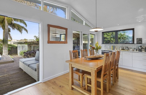 Glendowie Apartamento | Gorgeous Family Home-Fully Fenced & Toys