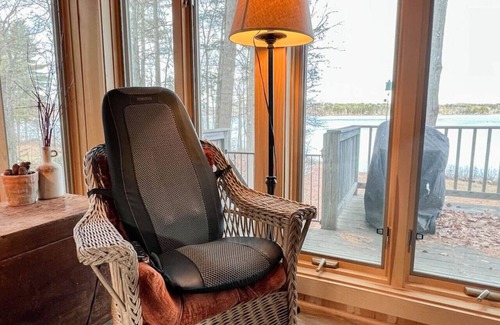 Fryeburg Cabina | Gorgeous Family Lakefront Cabin | Incredible Views