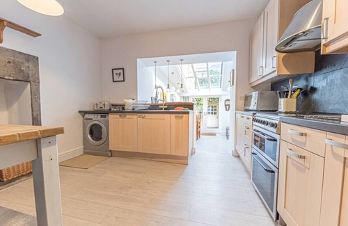 Kirkby Lonsdale Casa | Gorgeous Georgian family friendly property, central Kirkby Lonsdale with parking and EV charger