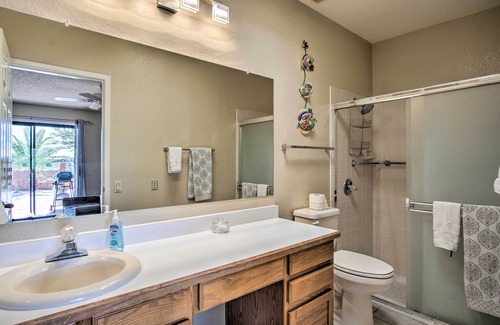 Green Valley Casa | Gorgeous Green Valley Townhome w/ Mountain Views!