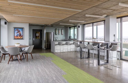 West Highland Apartamento | Gorgeous Highland 1BR, 2 blocks from Highland Park by Blueground