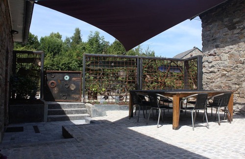 Ovifat Casa | Hermosa casa de vacaciones en Ovifat con Sauna