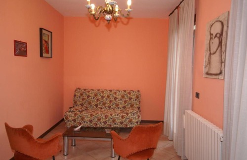 Crone Casa | Gorgeous Holiday Home near Idro with Private Terrace