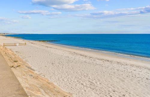 South Dennis Casa | Gorgeous Home 1 mile to Beach and near Cape Cod Bikepath