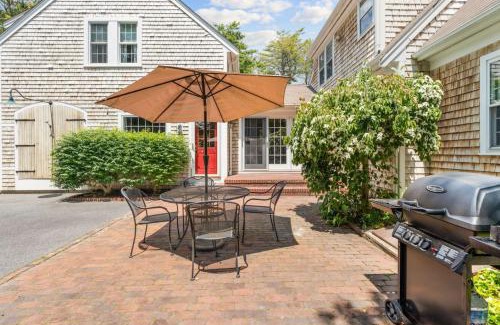 South Dennis Casa | Gorgeous Home 1 mile to Beach and near Cape Cod Bikepath