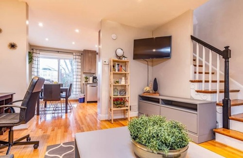 Potomac West Apartamento | Gorgeous Home 10 min to DC by CozySuites